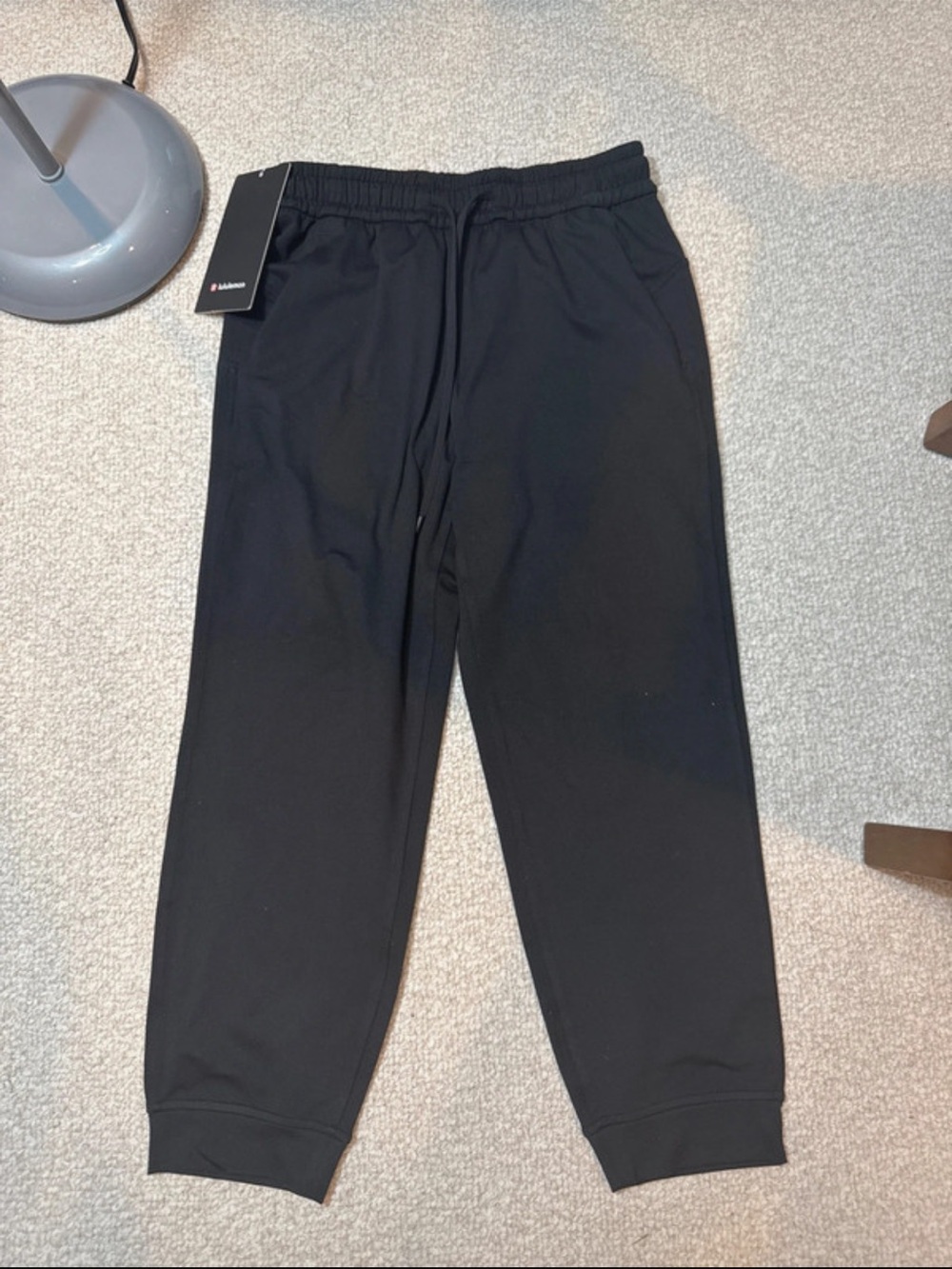 lululemon athletica Black Cropped Joggers NWT 2